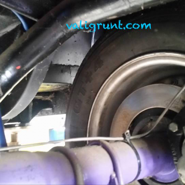 Repairing the Brakes in the Ford XP Coupe Valigrunt Performance